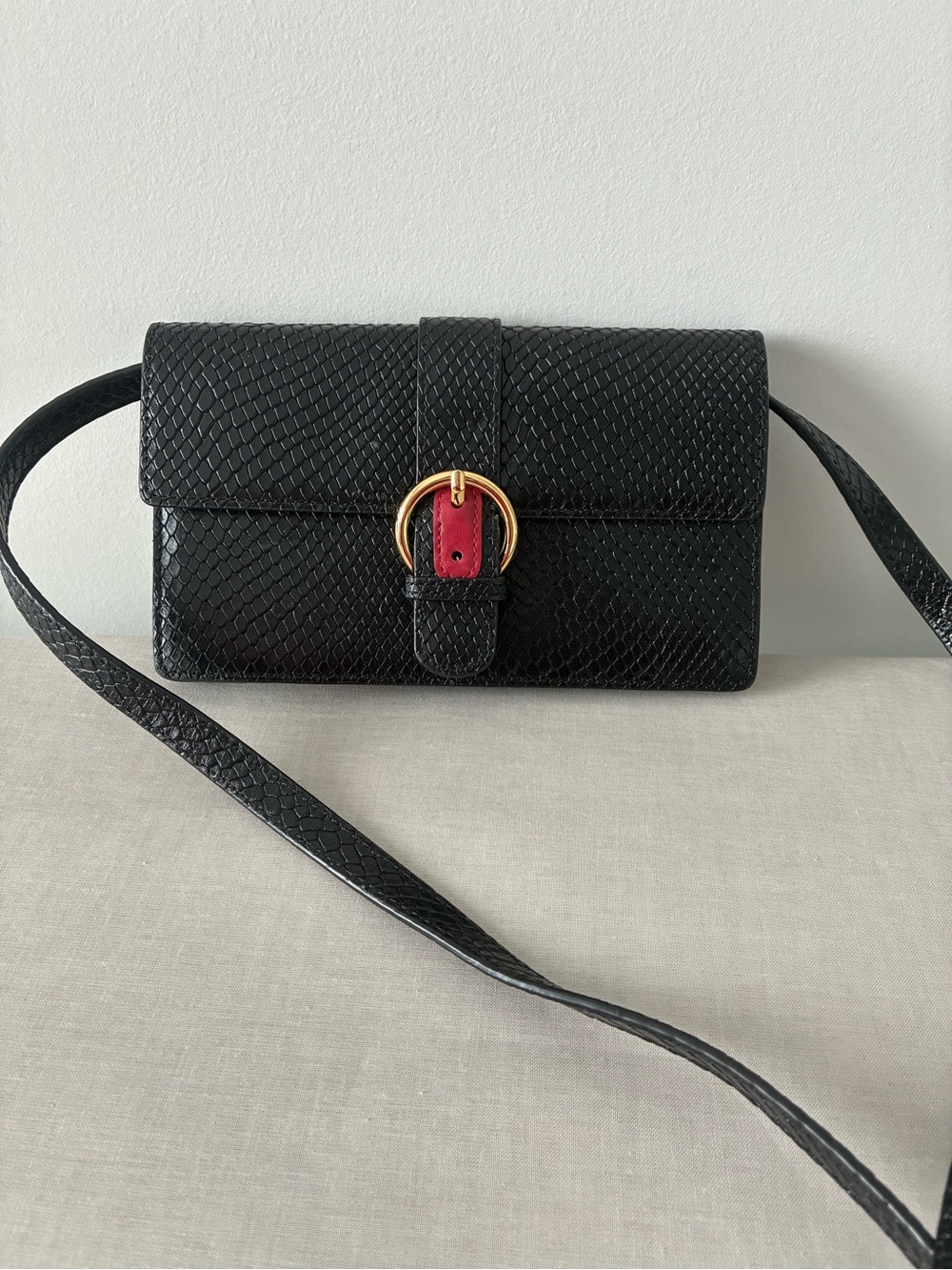 Frances Valentine New York Women's Embossed Snakeskin Accordion Wallet Purse